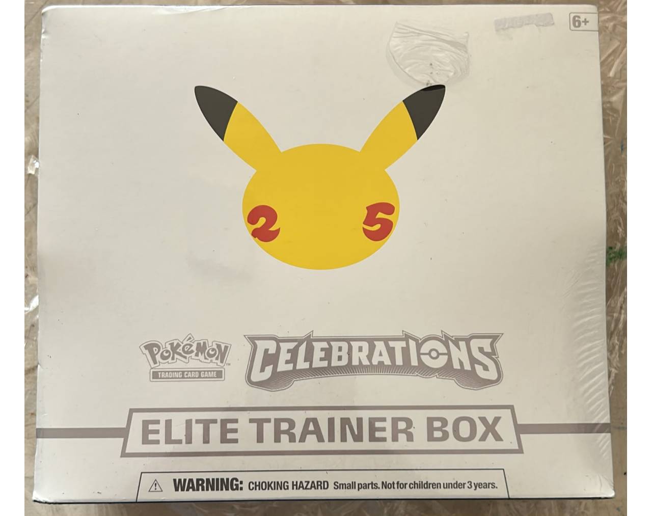 Pokémon TCG: Celebrations Elite Trainer Box del 25